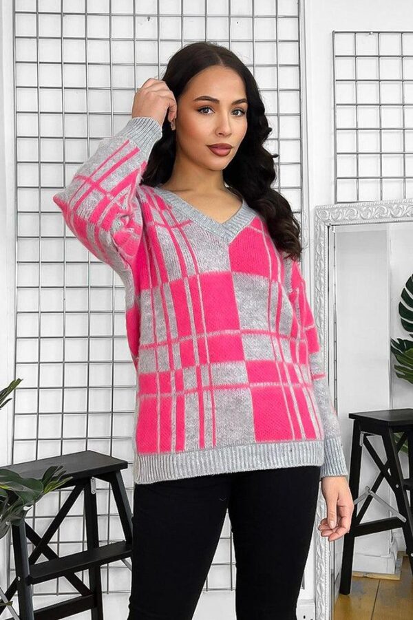 Window Plane Check Knitted V-Neck Pullover - Image 5